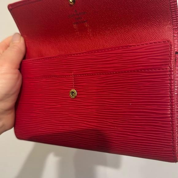Louis Vuitton Handbags - Authentic Louis Vuitton red Epi leather Sarah wallet